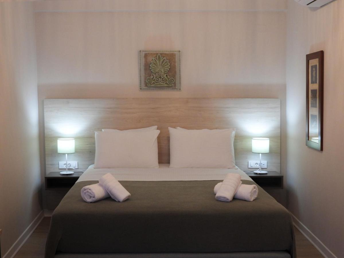 Saint George Hotel *