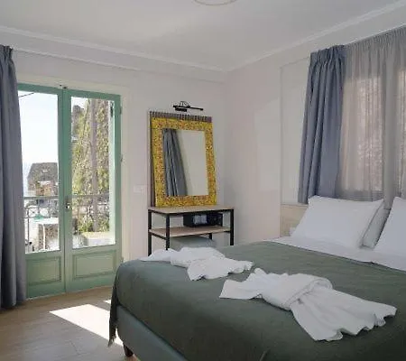 Saint George Hotel Parga Exterior photo