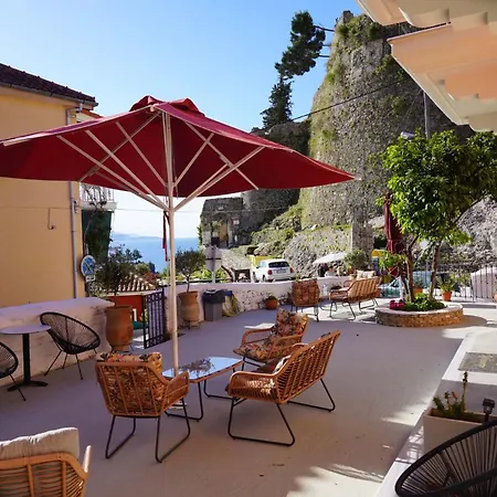 Saint George Hotel Parga Room photo